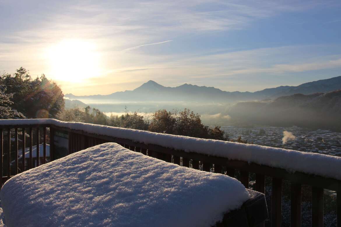 雪の朝