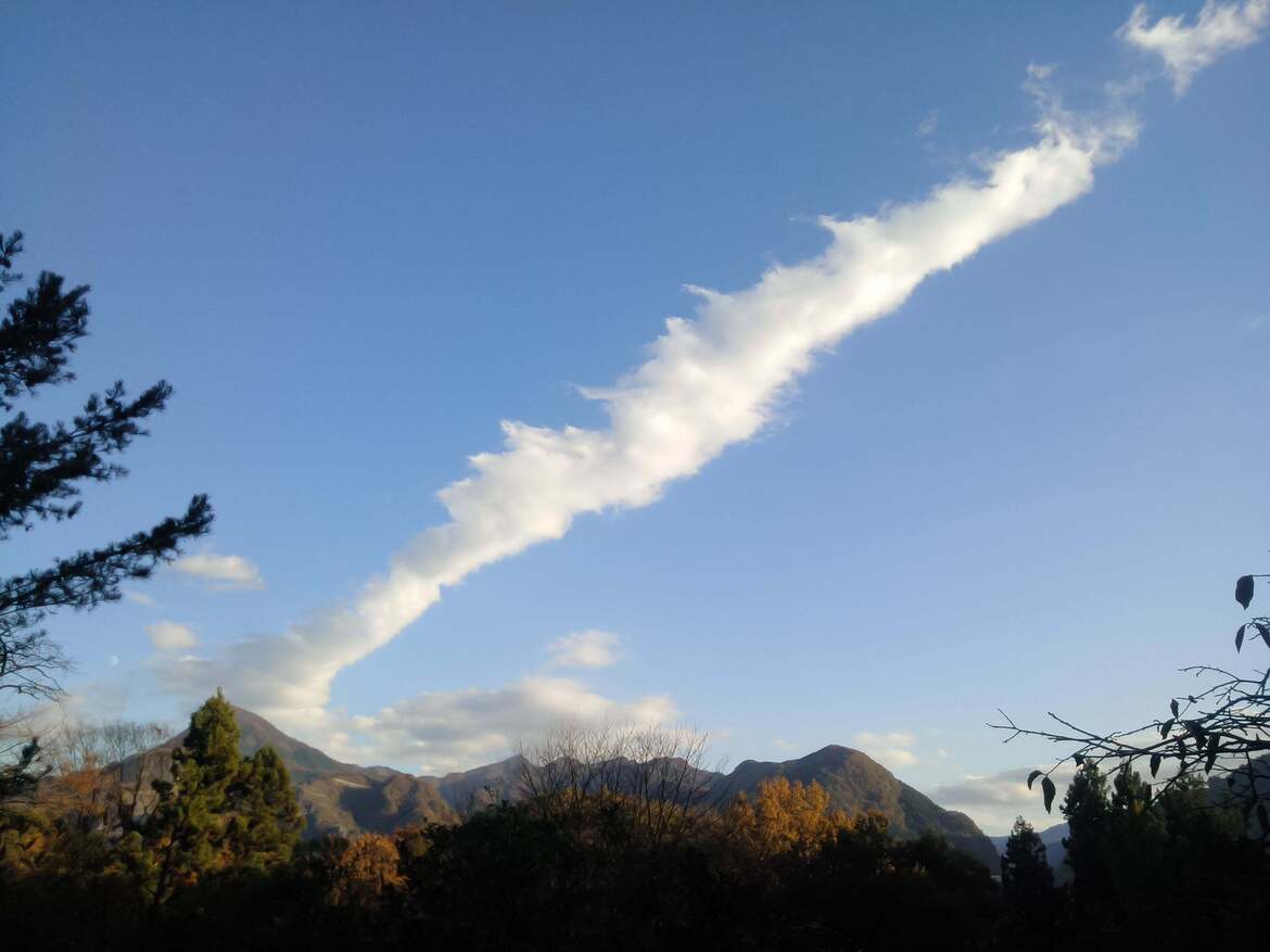  晩秋の武甲山
